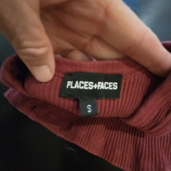 Red Ribbed Tank Top‎ - Picture 2 of 5